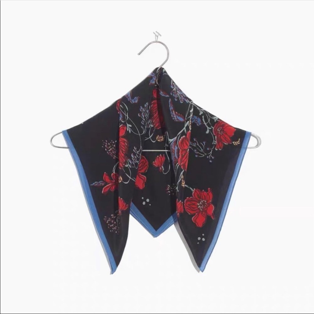Madewell  Silk Bandana Black Red